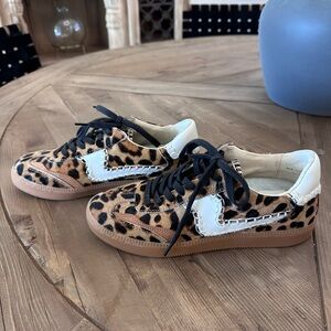 Dolce Vita Leopard Tennis Shoes - size 6
